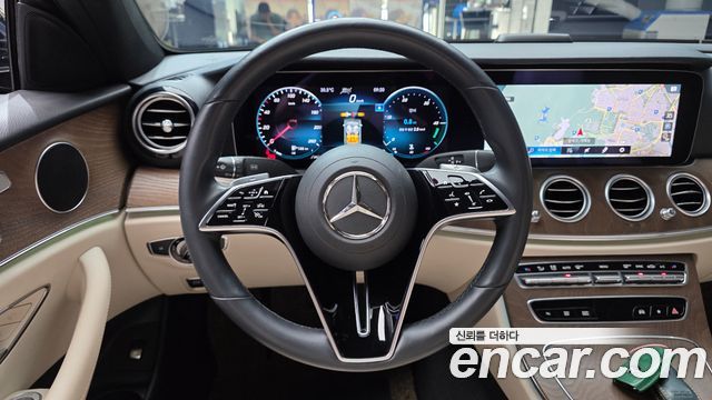 Mercedes-Benz E-Class E220d 4MATIC Exclusive