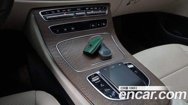 Mercedes-Benz E-Class E220d 4MATIC Exclusive