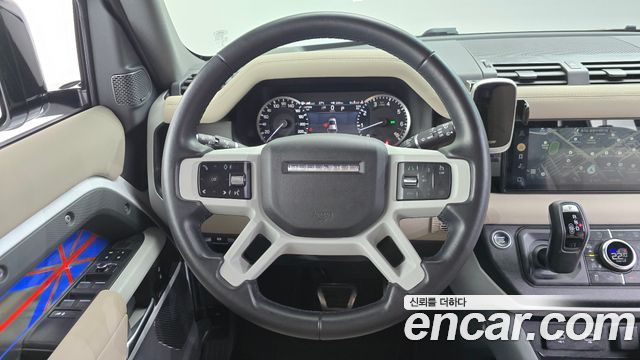 Land Rover Defender 110 P300 X-Dynamic SE