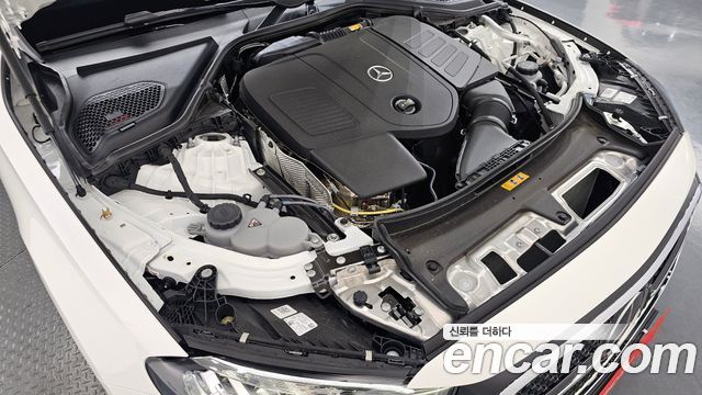 Mercedes-Benz E-Class E200 AMG Line