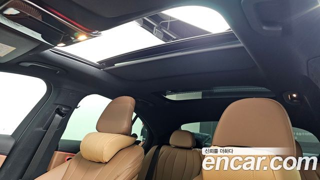 Mercedes-Benz E-Class E200 AMG Line