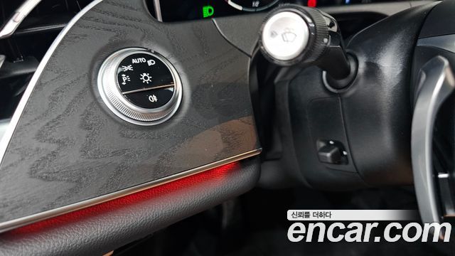 Mercedes-Benz E-Class E200 AMG Line