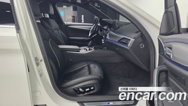 BMW 5-Series 520d M Sport Package Plus