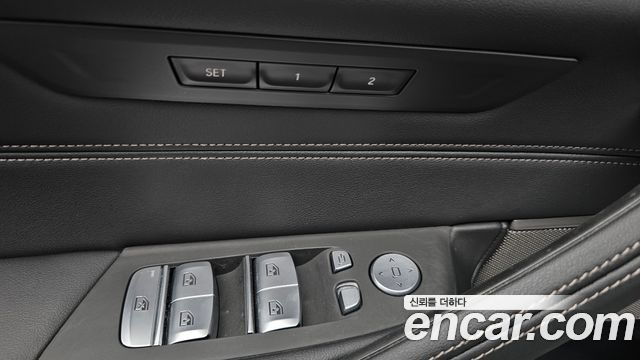 BMW 5-Series 530i xDrive Luxury