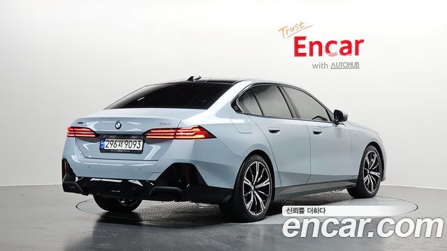BMW 5-Series 530i xDrive M Sport