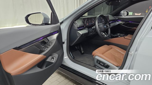 BMW 5-Series 530i xDrive M Sport