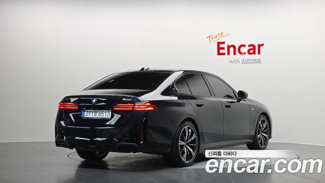 BMW 5-Series 530i xDrive M Sport