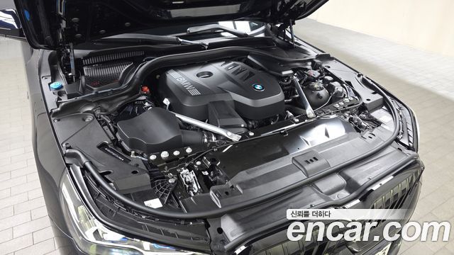 BMW 5-Series 530i xDrive M Sport