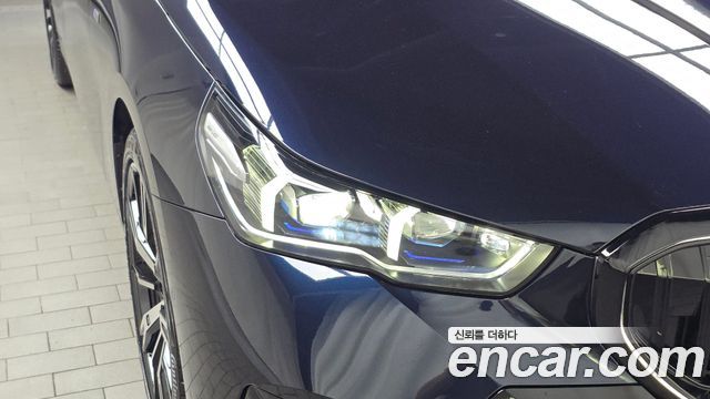 BMW 5-Series 530i xDrive M Sport