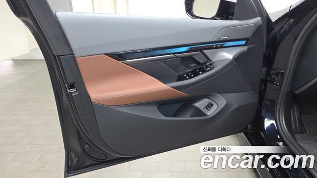 BMW 5-Series 530i xDrive M Sport