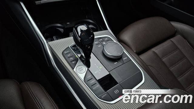 BMW 3-Series 330e M Sport