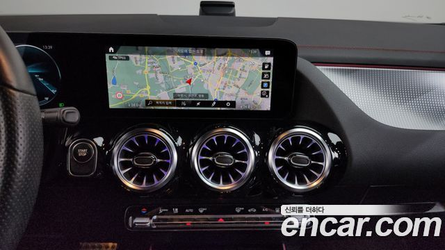 Mercedes-Benz EQA EQA250 AMG Package