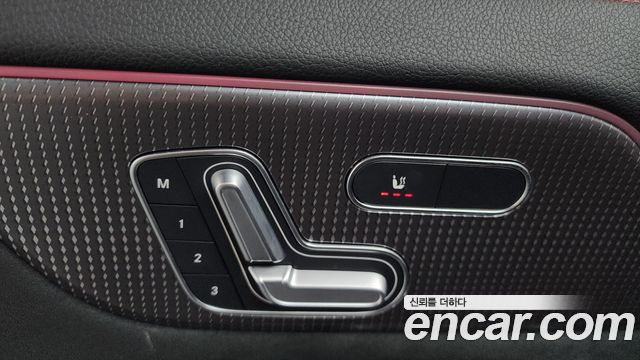 Mercedes-Benz EQA EQA250 AMG Package
