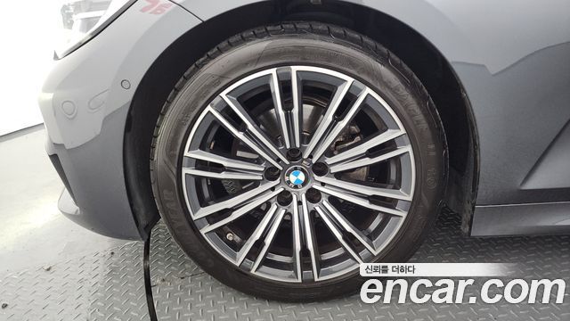 BMW 3-Series 320i M Sport