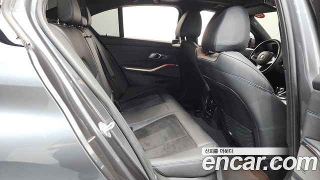 BMW 3-Series 320i M Sport