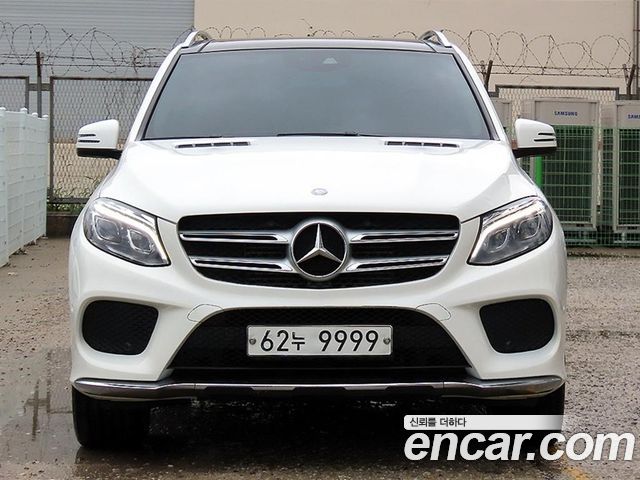 Mercedes-Benz GLE-Class GLE350 d 4MATIC