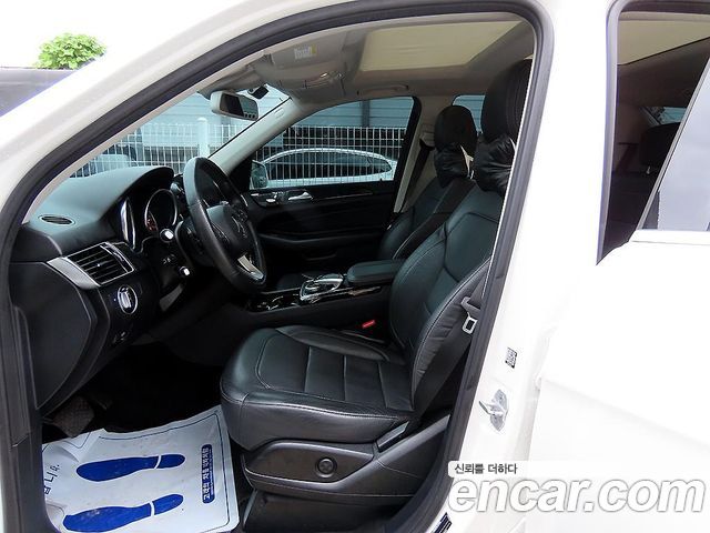 Mercedes-Benz GLE-Class GLE350 d 4MATIC