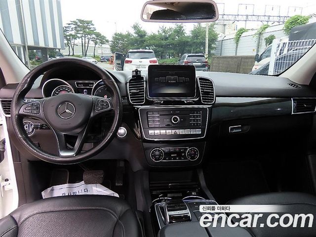Mercedes-Benz GLE-Class GLE350 d 4MATIC