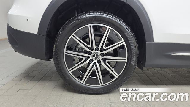 Mercedes-Benz EQB EQB300 4MATIC AMG Line