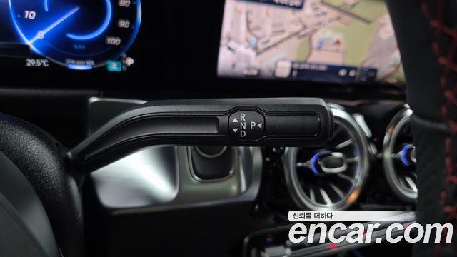 Mercedes-Benz EQB EQB300 4MATIC AMG Line