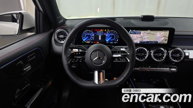 Mercedes-Benz EQB EQB300 4MATIC AMG Line