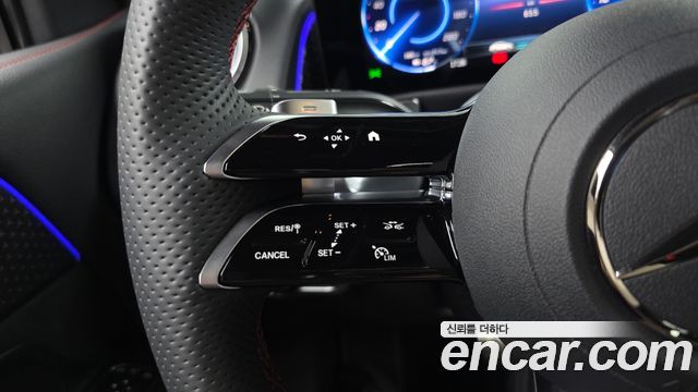 Mercedes-Benz EQB EQB300 4MATIC AMG Line