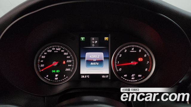Mercedes-Benz C-Class C200