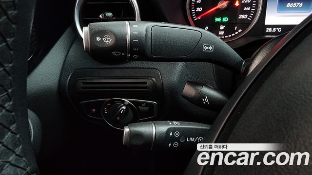 Mercedes-Benz C-Class C200