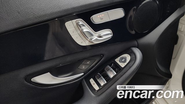 Mercedes-Benz C-Class C200