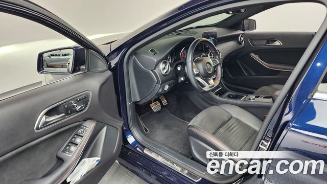Mercedes-Benz A-Class A200 AMG Line
