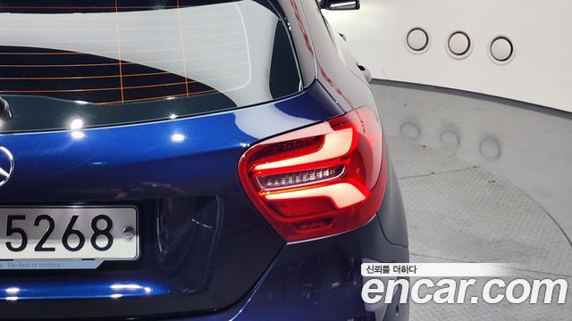 Mercedes-Benz A-Class A200 AMG Line