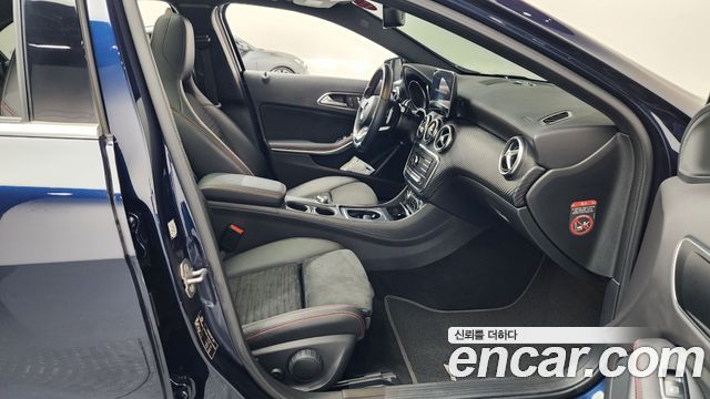 Mercedes-Benz A-Class A200 AMG Line