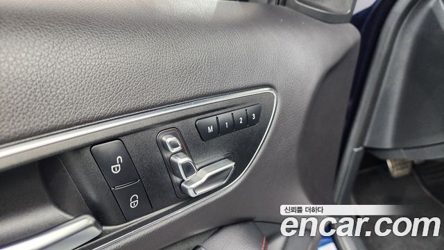 Mercedes-Benz A-Class A200 AMG Line