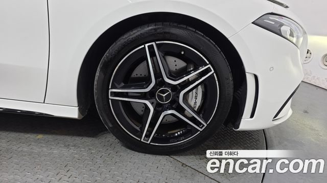 Mercedes-Benz A-Class AMG A35 4MATIC Sedan