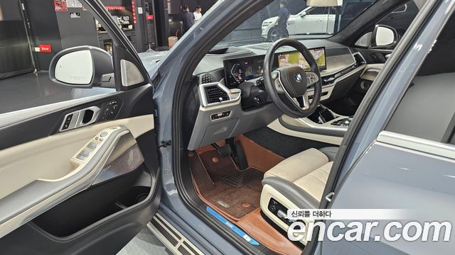 BMW X7 xDrive 40i Design Pure Excellence 6-Seater