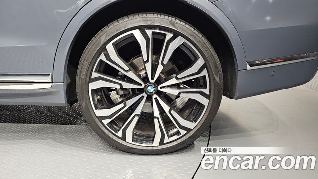 BMW X7 xDrive 40i Design Pure Excellence 6-Seater