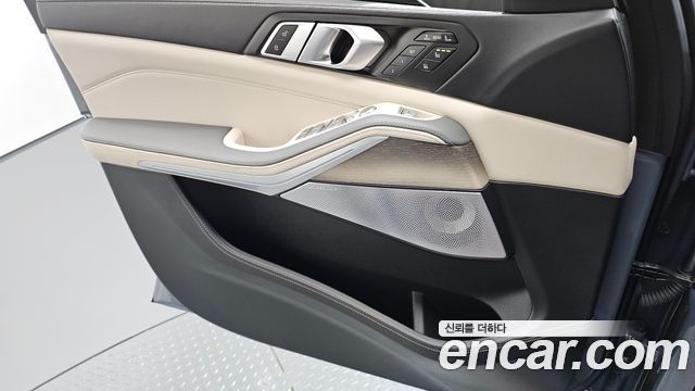BMW X7 xDrive 40i Design Pure Excellence 6-Seater