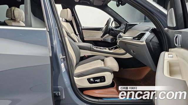 BMW X7 xDrive 40i Design Pure Excellence 6-Seater