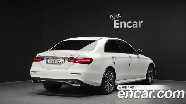 Mercedes-Benz E-Class E220d 4MATIC AMG Line