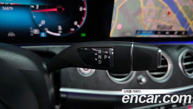 Mercedes-Benz E-Class E220d 4MATIC AMG Line