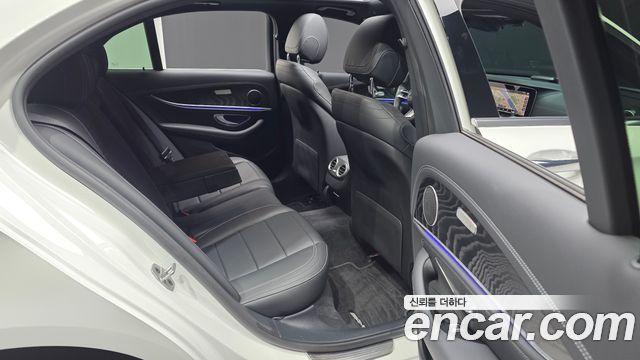 Mercedes-Benz E-Class E220d 4MATIC AMG Line