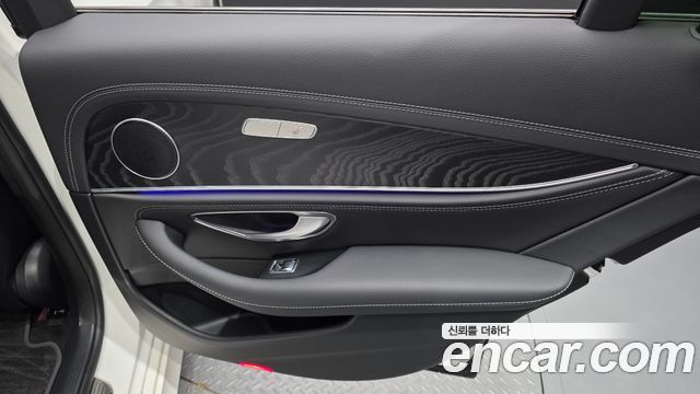 Mercedes-Benz E-Class E220d 4MATIC AMG Line