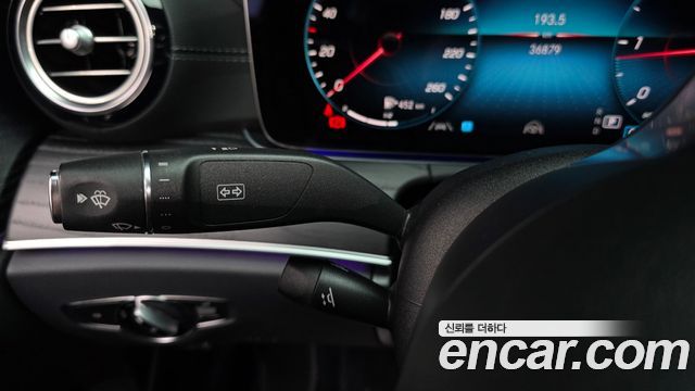 Mercedes-Benz E-Class E220d 4MATIC AMG Line
