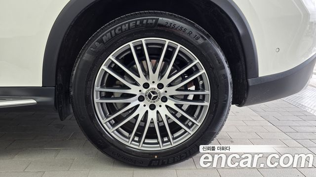 Mercedes-Benz GLC-Class GLC220 d 4MATIC