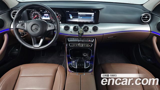 Mercedes-Benz E-Class E200 Avantgarde