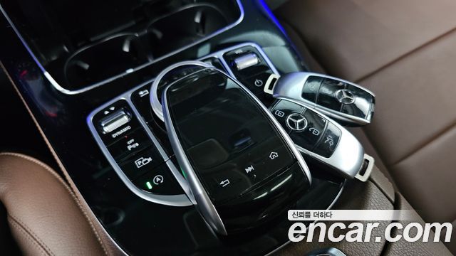 Mercedes-Benz E-Class E200 Avantgarde