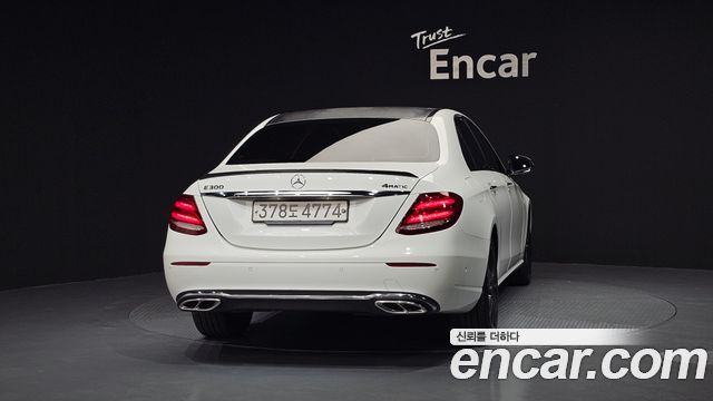 Mercedes-Benz E-Class E220d Avantgarde