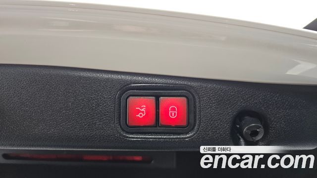 Mercedes-Benz E-Class E220d Avantgarde