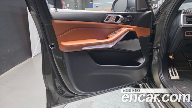 BMW X7 xDrive 40i M Sport 7STR