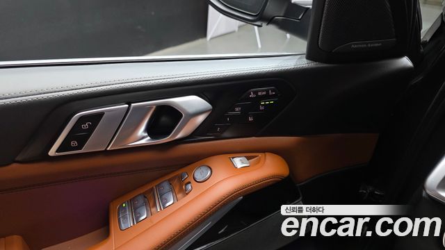 BMW X7 xDrive 40i M Sport 7STR